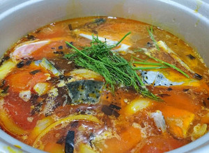Hình của món Lẩu đầu cá hồi.