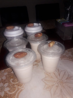 Juice din dabino da kwakwa ainihin hoton girkin