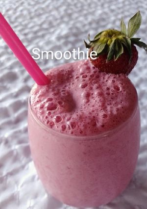 Una foto de Smoothie de frutilla y remolacha 🍓