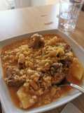 Arroz con habichuelas y costillejas