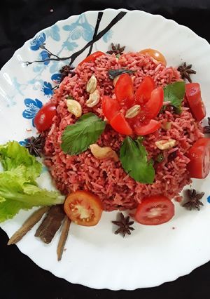 A picture of Healthy Beetroot fried rice.