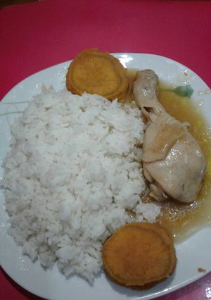 Una foto de Pollo de dieta en salsa de naranja