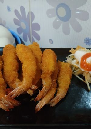 Foto resep Ebi furai + salad ala hokben, rasanya hampir sama!