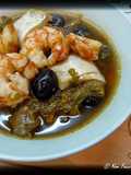 Zuppetta di scarola con pesce persico e gamberoni