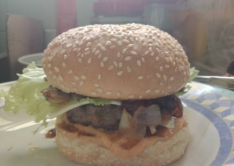 Langkah Mudah untuk Menyiapkan Barbeque Hamburger, Enak Banget
