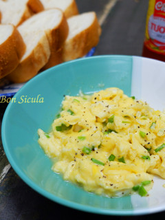 Hình của món Bánh Mì Trứng Đánh.