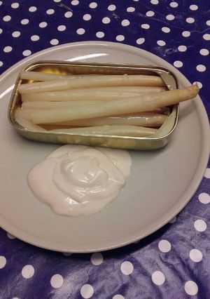 Foto principal de Espárragos blancos con salsa rosa
