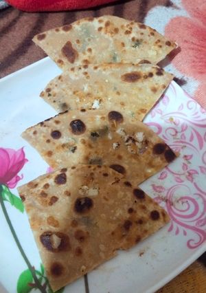 गोभी का पराठा(gobhi paratha recipe in hindi) रेसिपी मुख्य फोटो