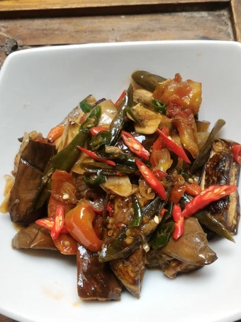 Cara Gampang Menyiapkan Resep Balado Terong cabe ijo saus tiram yang Bisa Manjain Lidah Anti Ribet, Menggugah Selera