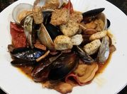 A picture of steamed mussels