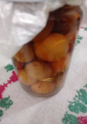 عکسی از دستور ترشی آلو