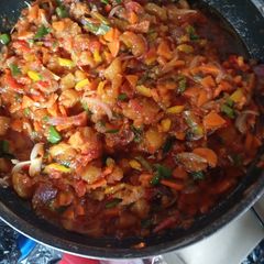 A picture of Beef Sauce.