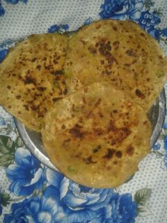 बंद गोभी के कुरकुरे पराठे (Band ghobhe ka crispy paratha recipe in hindi) रेसिपी मुख्य फोटो