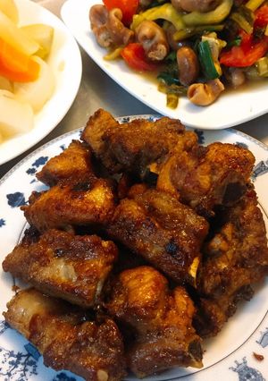 Hình của món Sườn kho nước dừa.