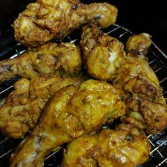 A picture of Yummy Spicy Drumsticks.