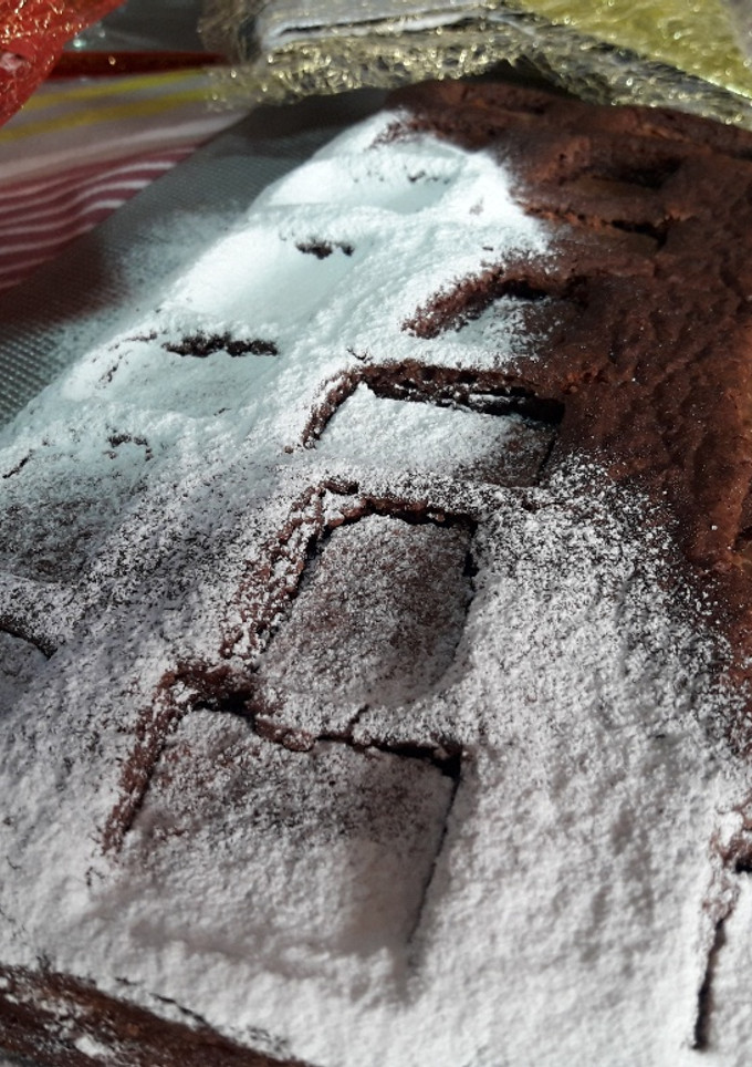 Una foto de Brownie de turrón de chocolate