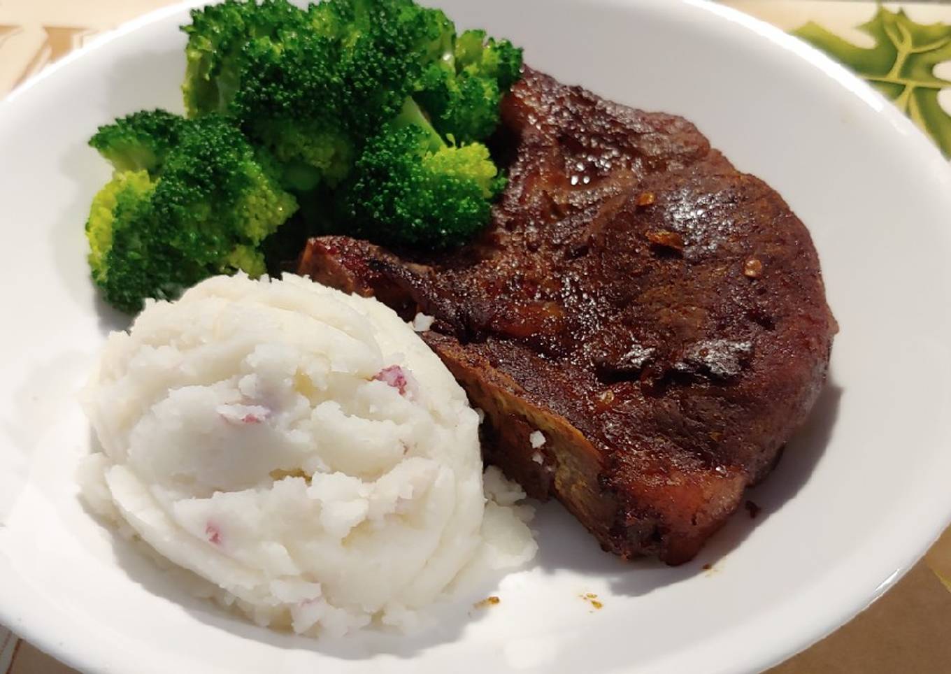 Spicy Grilled Pork Chop