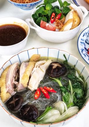 Hình của món Miến gà.
