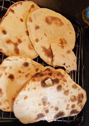 A picture of Flatbread from a breadmix.