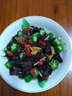 涼拌醋溜黑木耳 的食譜成品照片