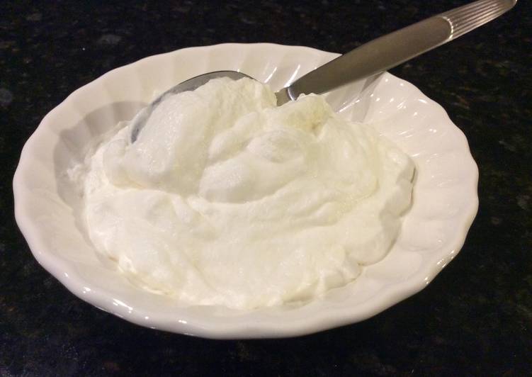 Steps to Make Favorite Chantilly Cream