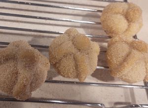 Una foto de Galletas de pan de muerto
