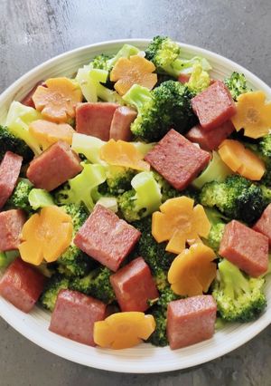 A picture of Broccoli Mix.