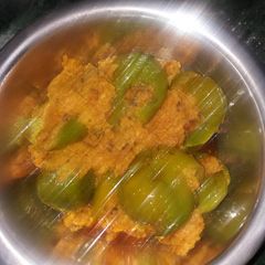 A picture of Stuffed shimla mirchi.