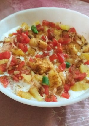 A picture of Chat paty Dahi ballay.