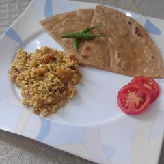 A picture of Lacha Paratha.