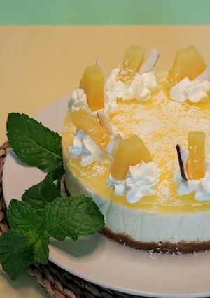 Una foto de Tarta de piña colada (sin horno)