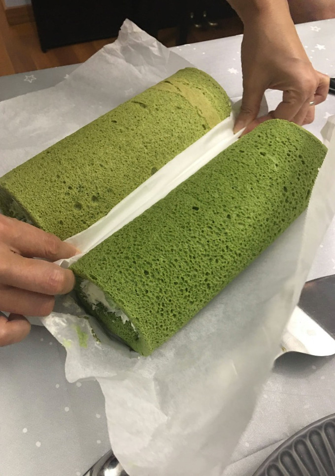 Una foto de Roll Cake Japonés de té verde Matcha