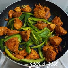 A picture of Tawa Chicken.