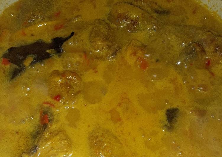 Gulai ayam