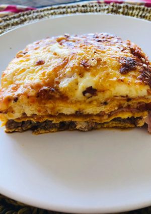 A picture of Lasagna!! Easy, budget-friendly, delicious, and of course...KETO-FRIENDLY.