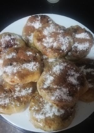 صورة لوصفة بسطيلات صغار بعجينة المسمن ساهلين ولأهم لذاذ 😋 😋 😋
