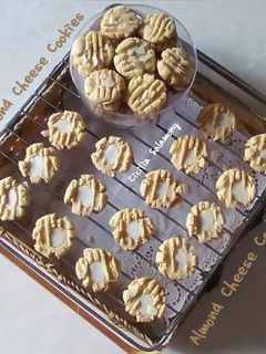 Foto resep Almond Cheese Cookies