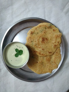 மரவள்ளிக்கிழங்கு அடை(Maravalli kilangu Aadai recipe in Tamil) செய்முறை முக்கிய புகைப்படம்