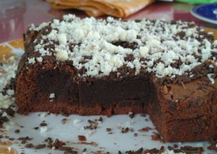 Cara Gampang Menyiapkan Brownies Fudgy Moist Anti Gagal