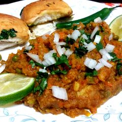 A picture of Mom's special Pav Bhaji.