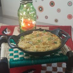 A picture of Kathiyawadi khichdi.