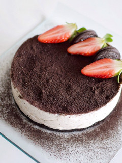 Una foto de Cheesecake de Oreo sin horno | Tarta de Queso Fácil| @DarixLab