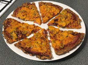 Keto pizza recept fotója