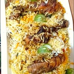 A picture of Chicken Tikka biryani.