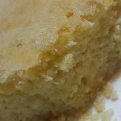 A picture of Torta húmeda de manzanas y peras.