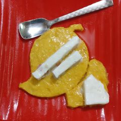 Mango ice cream A picture of Mango ice cream.