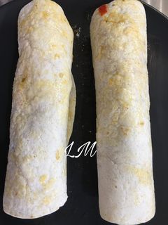 Una foto de Tortitas de maíz con verdura y pollo en salsa de piña
