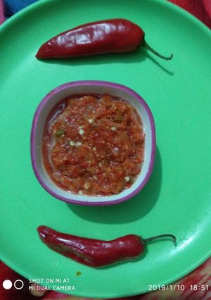 A picture of Red chilli chutney.