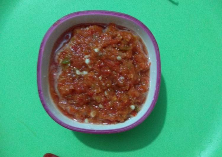 Simple Way to Make Perfect Red chilli chutney