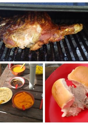 Una foto de Asado a la parrilla de pernil de chancho con salmuera de miel
